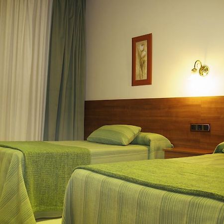 ホテル オスタル エル カタラン マドリード 部屋 写真
